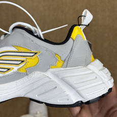 福利特价GT版 巴黎世家16代 Monday 白黄Balenciaga Monday 巴黎世家牛皮革圆头 福利特价GT版 巴黎世家16代 Monday 白黄Balenciaga Monday 巴黎世家牛皮革圆头