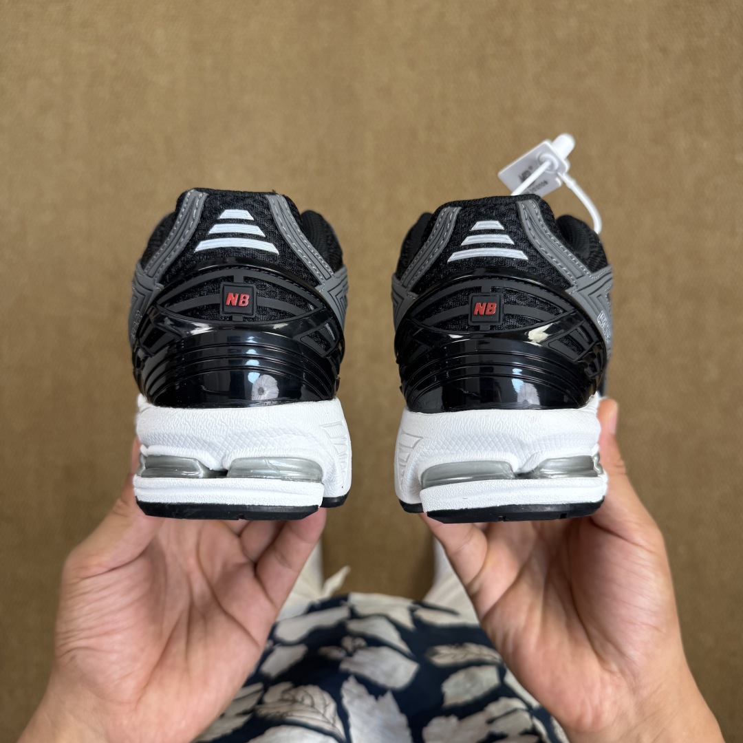  
C版新百伦！nb1906 第100色 黑灰
纯原大厂出品，品质优价格合理，降维打击‼️
尺码36-4