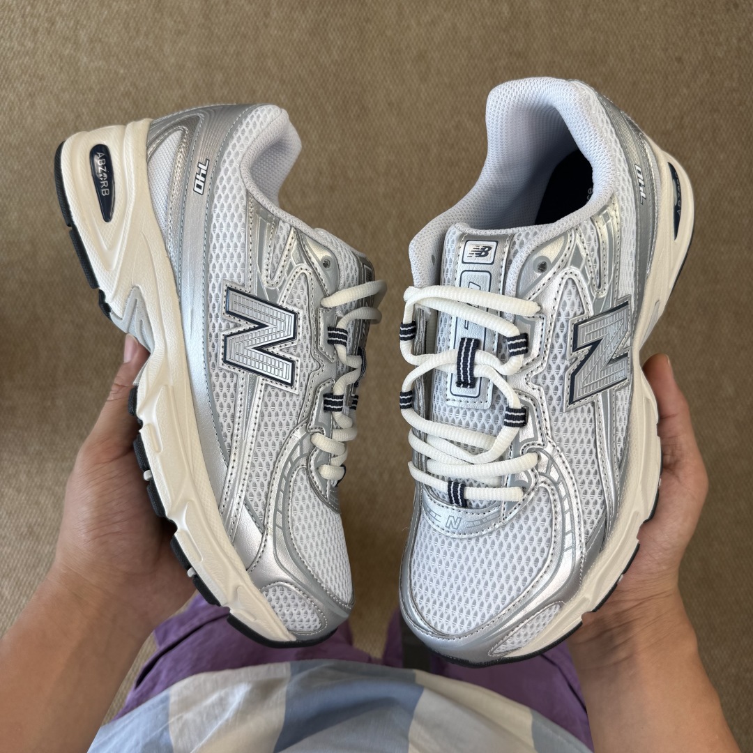  
最强性价比！新百伦nb740 第1色 银色
大厂出品，品质优价格合理，降维打击‼️
尺码36-46.