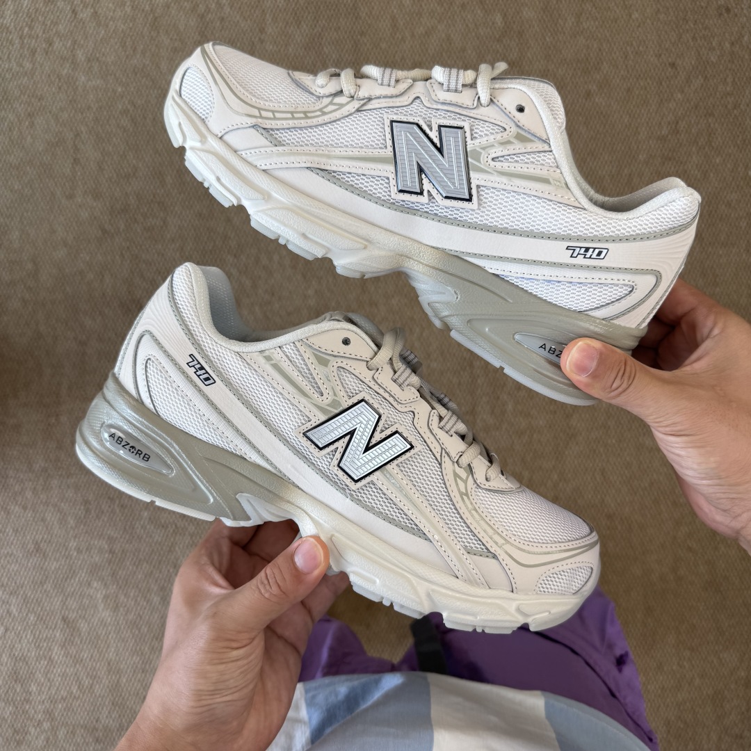  
最强性价比！新百伦nb740 第3色 米白棕
大厂出品，品质优价格合理，降维打击‼️
尺码36-46