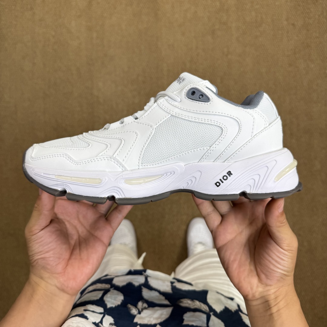  
极致性价比‼️DIOR迪奥 CD1 第3色：白色
PT仓现货发售！配色陆续出
尺码：40-45