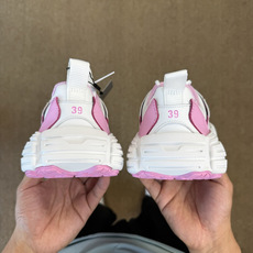 福利特价GT版 巴黎世家16代 Monday 白粉Balenciaga Monday 巴黎世家牛皮革圆头 福利特价GT版 巴黎世家16代 Monday 白粉Balenciaga Monday 巴黎世家牛皮革圆头