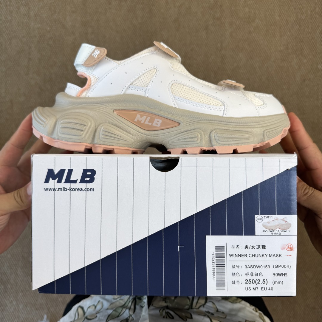  
MLB 溯溪凉鞋 米粉色
代工厂背景，最强出品区分市面真标！
平台订单，高清洁度免检，随意对比！
货