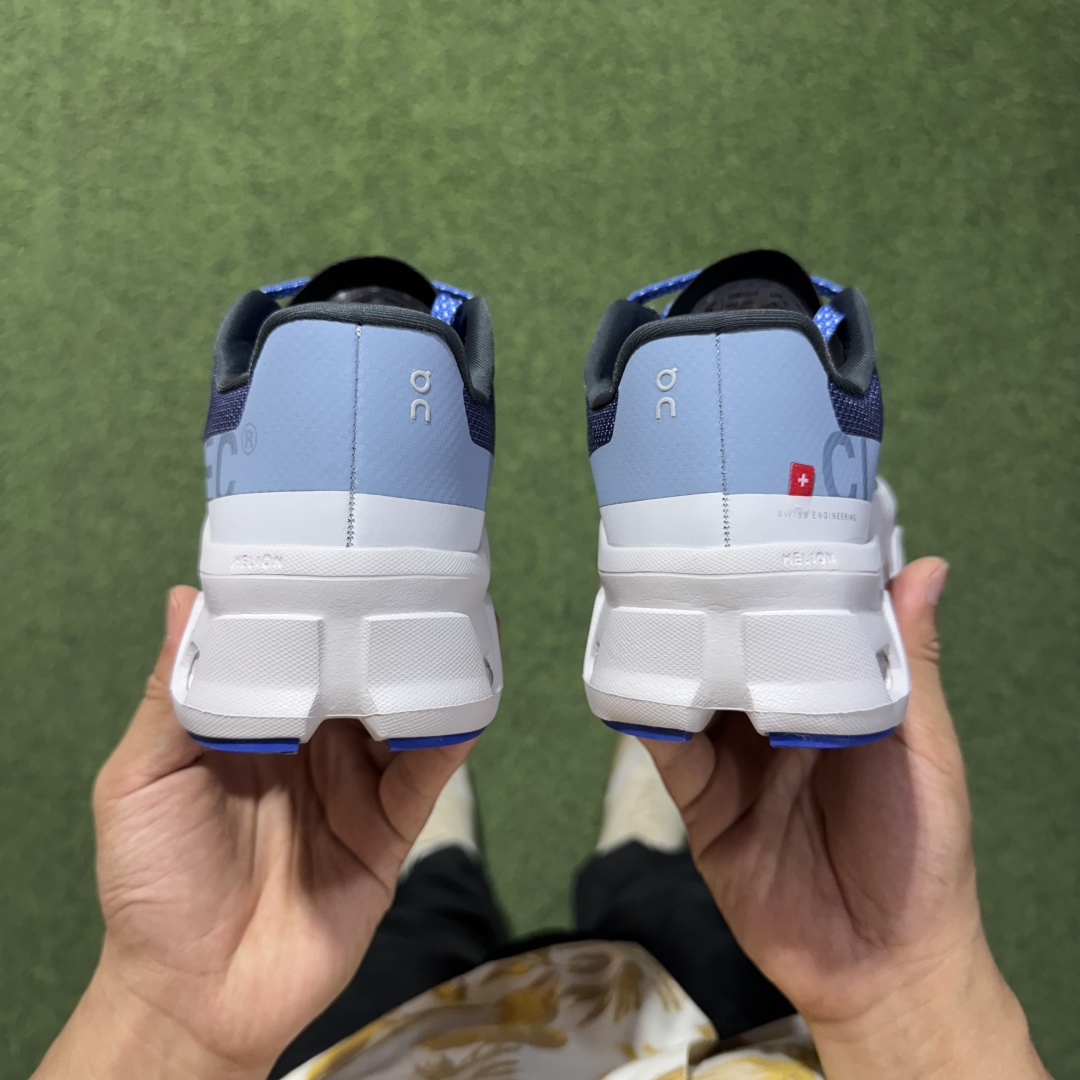  
C版On昂跑系列！市场最全纯原昂跑生产线！
大厂出品，品质稳价格优！
Cloudmonster 小怪