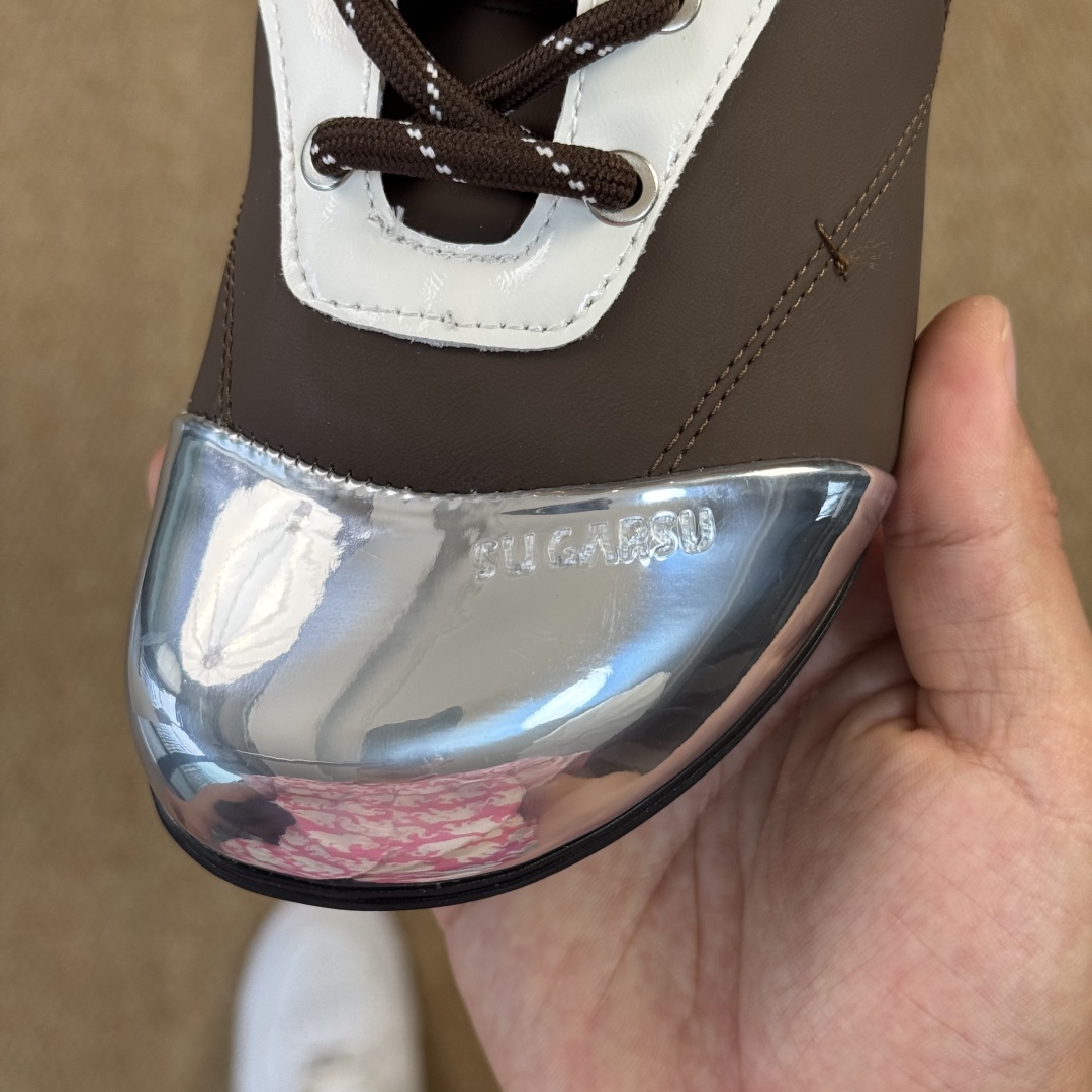 
新晋潮流鞋靴品牌GGCC夏季新款
【鞠婧祎同款】GG-CC x SugarSu酥履联名 玛丽珍芭蕾舞鞋