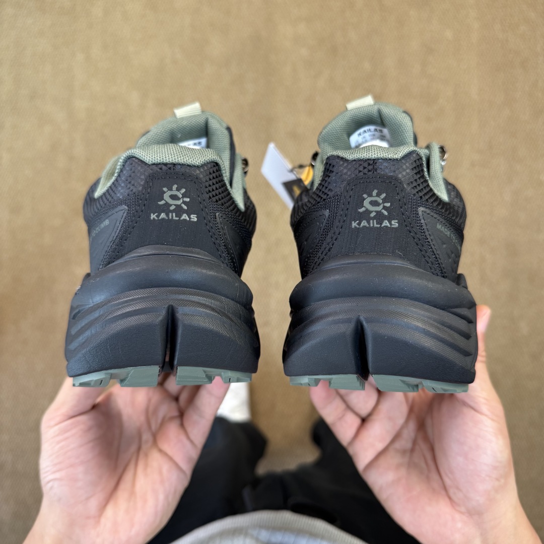   KAILAS 凯乐石山行-2 GTX户外越野鞋 
裸鞋圈硬通货！平台充正批次！零售首选！
第1色墨黑