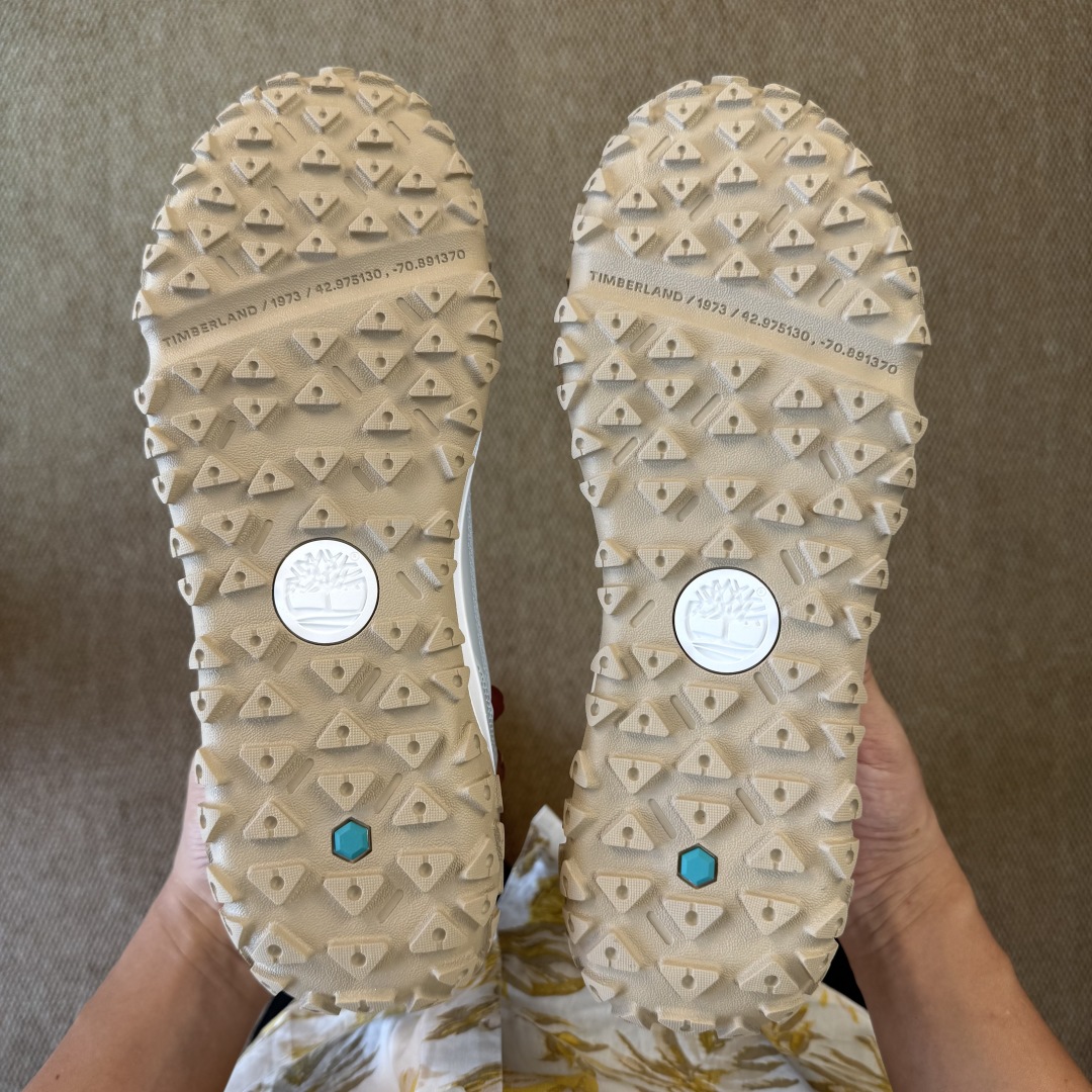  
Timberland添柏岚 徒步鞋：浅灰白
Greenstride Motion 中帮休闲徒步鞋
鞋
