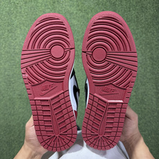 特价 主推优势私 福利开炸‼️直降到底✅ 性价比头层aj1高帮!长期补货 Nike Air Jordan 1 high 特价 主推优势私 福利开炸‼️直降到底✅ 性价比头层aj1高帮!长期补货 Nike Air Jordan 1 high