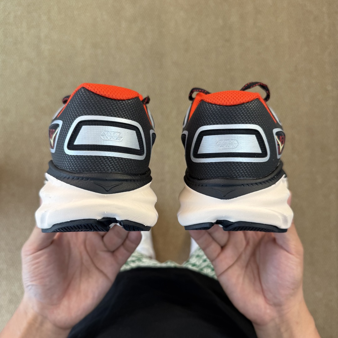 HOKA ONE ONE Clifton ONE9 克里夫顿9代专业性能减震公路跑步鞋 银黑色货号：/H