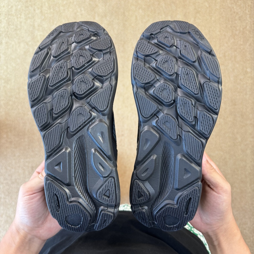 HOKA ONE ONE Clifton ONE9 克里夫顿9代专业性能减震公路跑步鞋 第8色:黑武士 