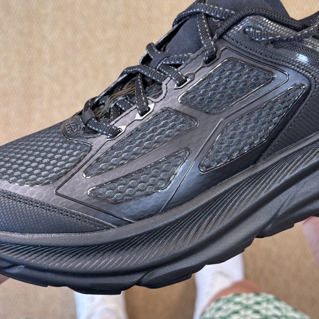 HOKA ONE ONE Clifton ONE9 克里夫顿9代专业性能减震公路跑步鞋 第8色:黑武士 