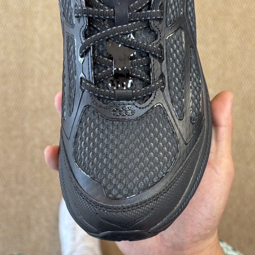 HOKA ONE ONE Clifton ONE9 克里夫顿9代专业性能减震公路跑步鞋 第8色:黑武士 