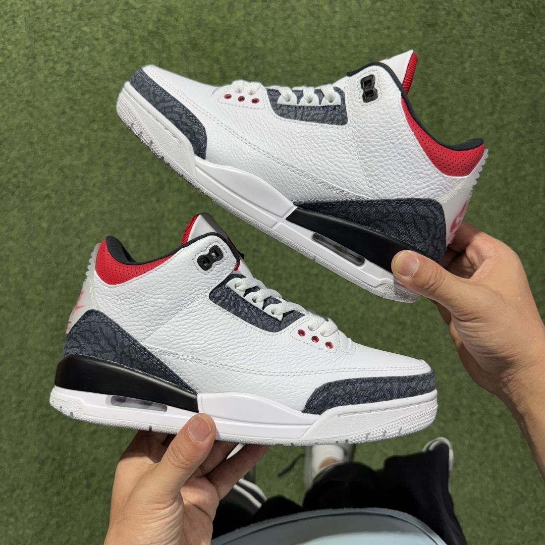 福利特价 纯原头层aj3！硬通货品质合计36个配色，长期货齐可主推！尺码：40-47.5带半码火焰红CZ