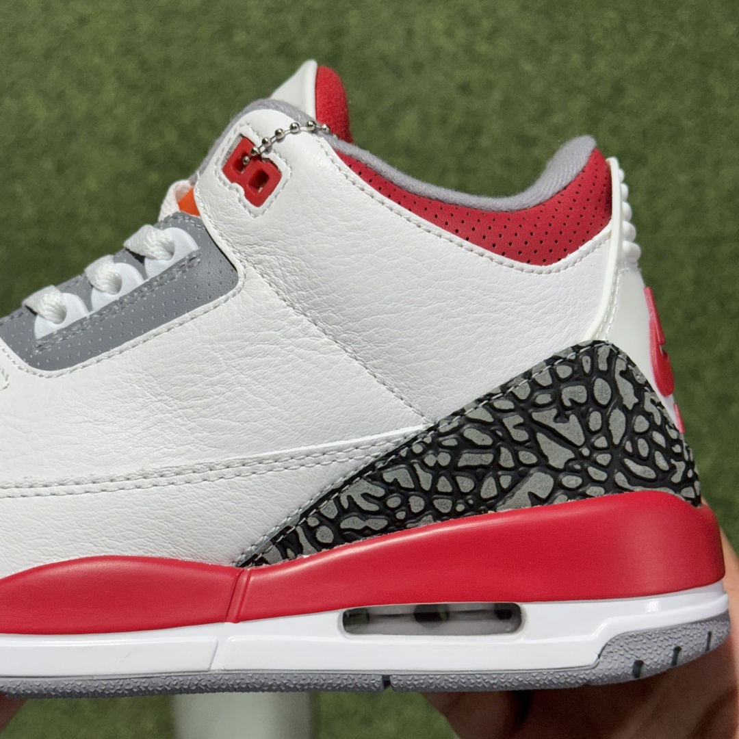 福利特价 纯原头层aj3！硬通货品质合计36个配色，长期货齐可主推！尺码：40-47.5带半码白红火焰红