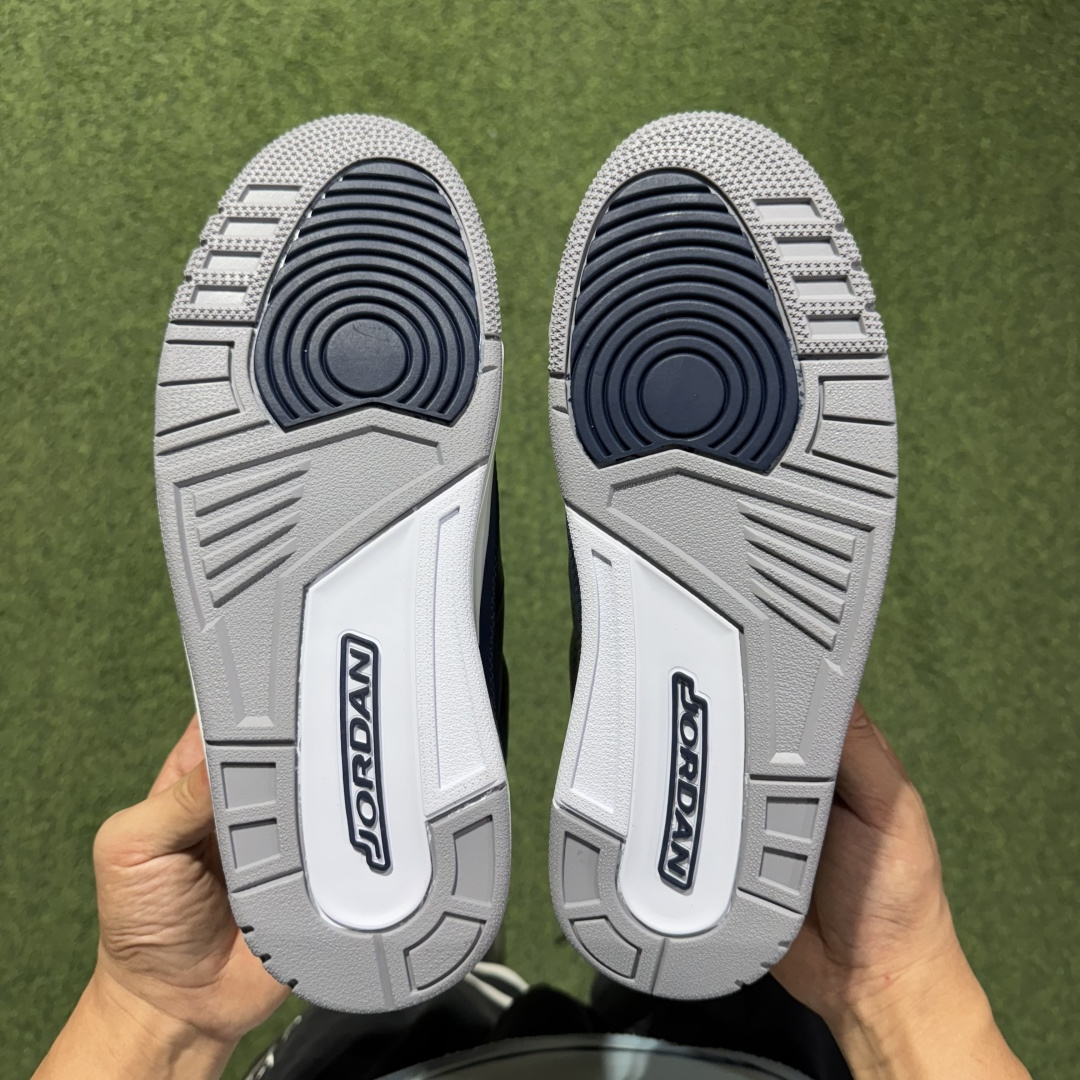 福利特价 纯原头层aj3！硬通货品质合计36个配色，长期货齐可主推！尺码：40-47.5带半码午夜蓝CT