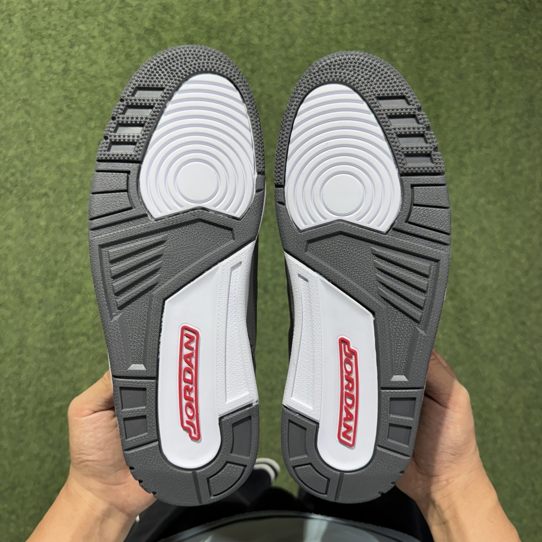 福利特价 纯原头层aj3！硬通货品质合计36个配色，长期货齐可主推！尺码：40-47.5带半码麂皮酷灰C