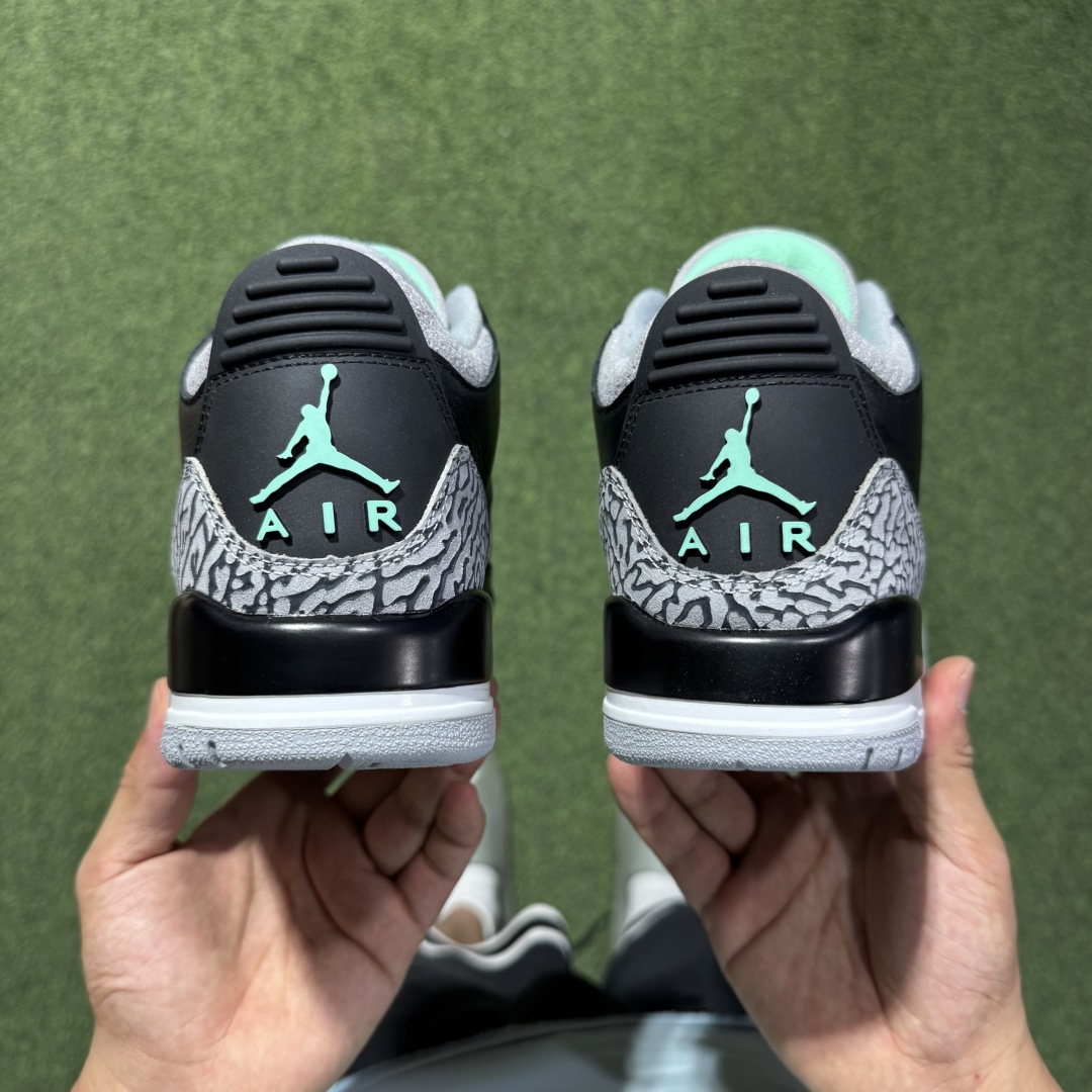 福利特价 纯原头层aj3！硬通货品质合计36个配色，长期货齐可主推！尺码：40-47.5带半码蒂芙尼黑绿