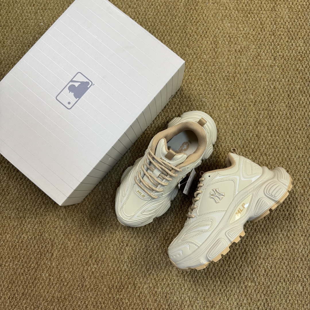 MLB Winner Chunky 赛博老爹鞋 乳白色代工厂背景，最强出品区分市面真标！平台订单 高清洁