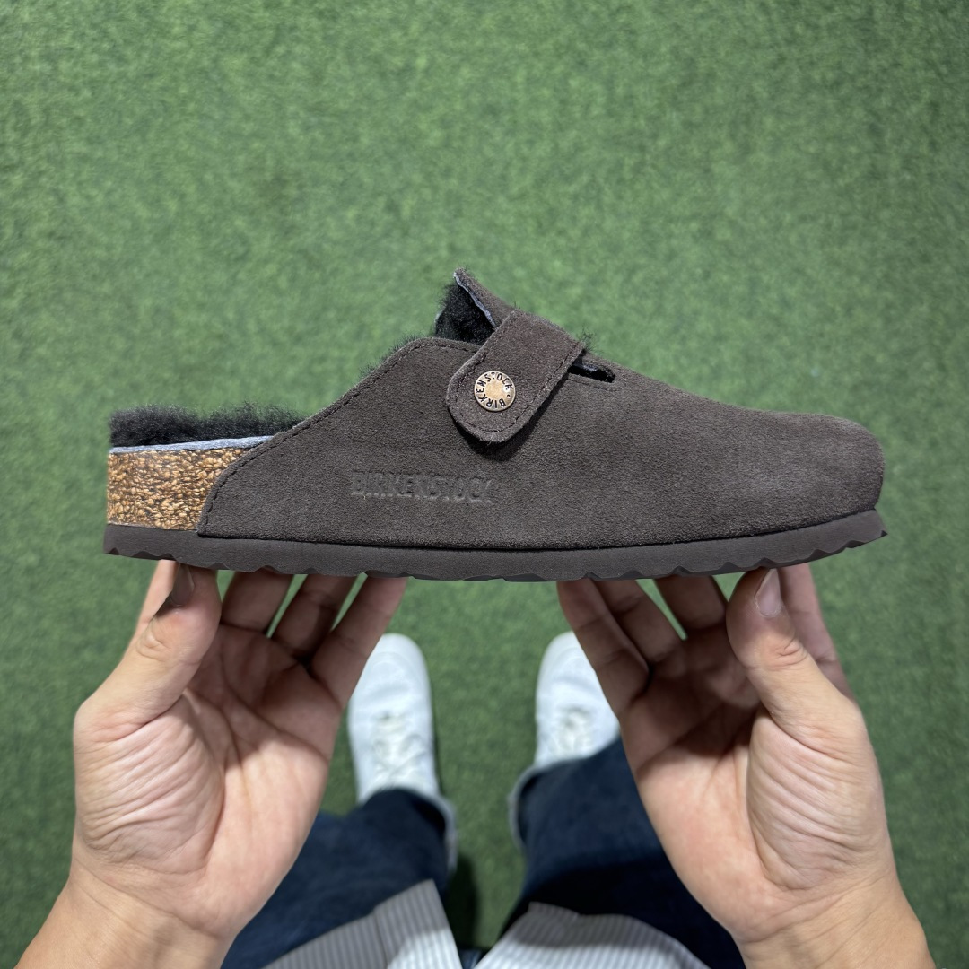 冬季羊毛款勃肯半拖 Birkenstock 舒适包头拖鞋 深巧克力东莞支线订单 奢侈品工艺市场稀缺货源 