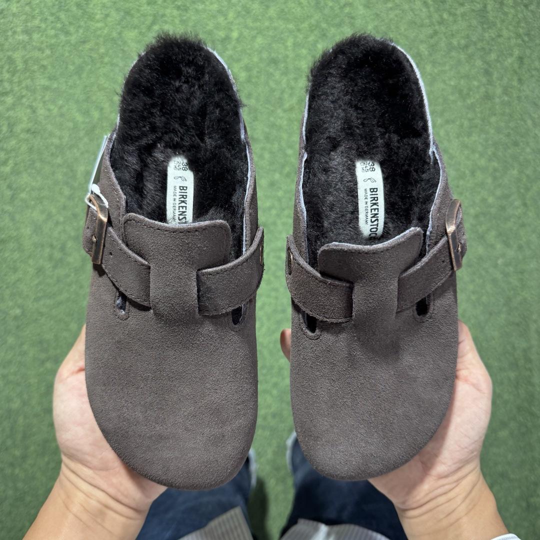 冬季羊毛款勃肯半拖 Birkenstock 舒适包头拖鞋 深巧克力东莞支线订单 奢侈品工艺市场稀缺货源 