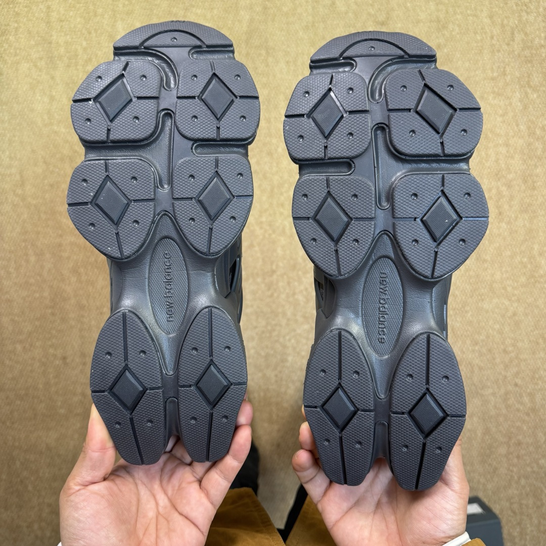 主推优势私C版新百伦系列！NB9060第132色：TPU深灰无敌质感！最强版本36-47.5出货，行业标