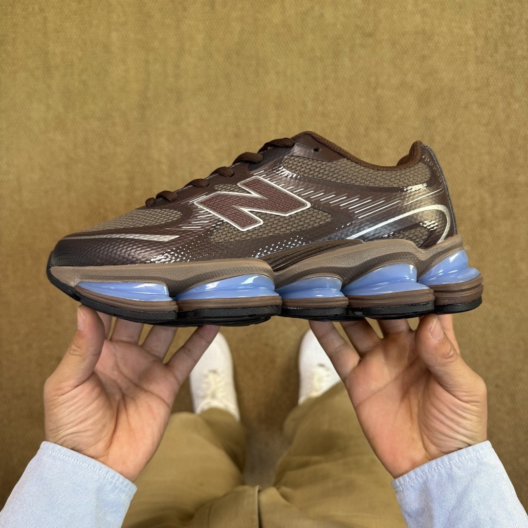 核心价格表私C版新百伦系列！nb2000第18色：巧克力褐色蓝无敌质感！最强版本36-46.5出货，行业