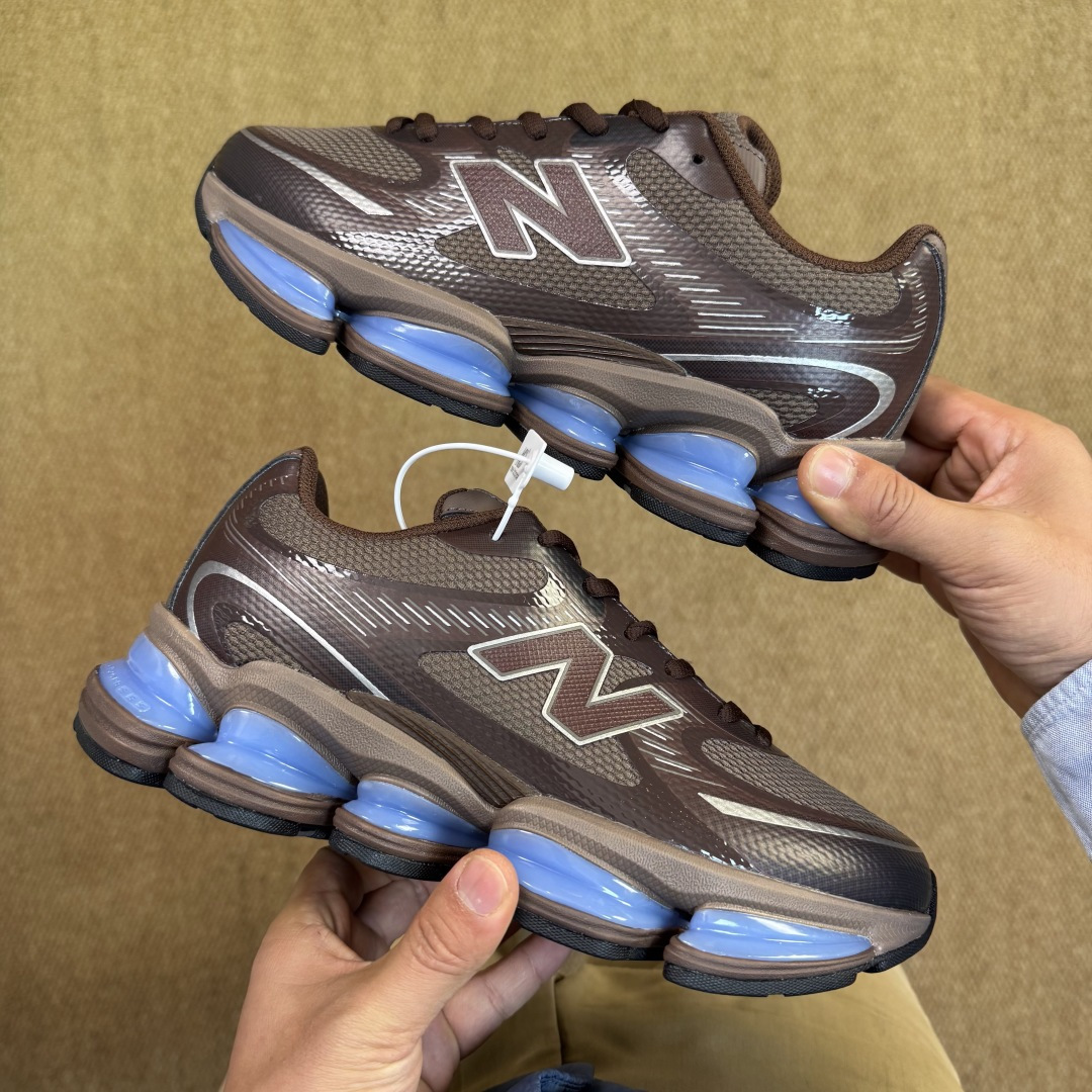 核心价格表私C版新百伦系列！nb2000第18色：巧克力褐色蓝无敌质感！最强版本36-46.5出货，行业