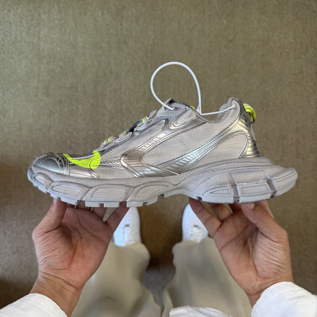 GT版3XL 第52色：机能尼龙面绿色logo印刷Balenciaga巴黎世家3XL Sneakers 
