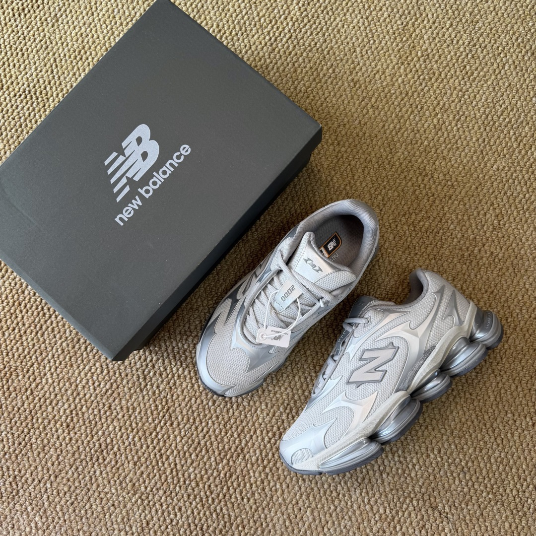 C版新百伦系列！nb2000第19色：银色无敌质感！最强版本36-46.5出货，行业标杆之作！货号：U2