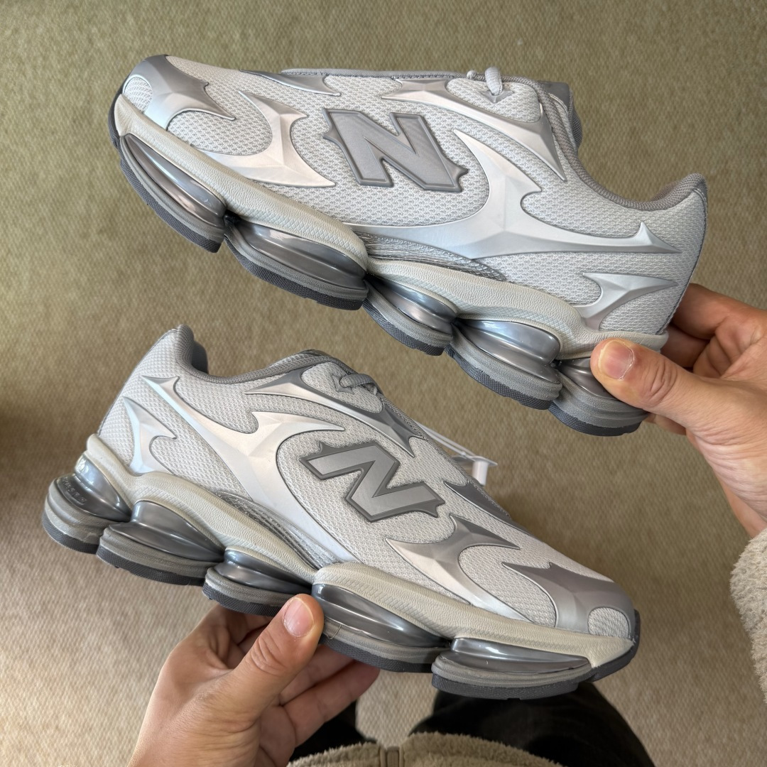 C版新百伦系列！nb2000第19色：银色无敌质感！最强版本36-46.5出货，行业标杆之作！货号：U2