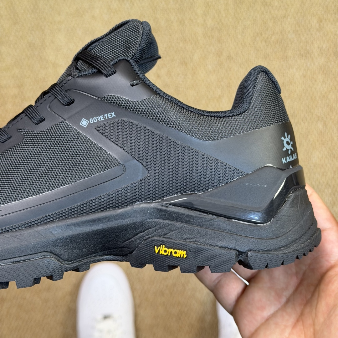 KAILAS 凯乐石 界山系列 越野跑鞋 裸鞋圈硬通货！平台充正批次！零售首选！第2色：墨黑（17032
