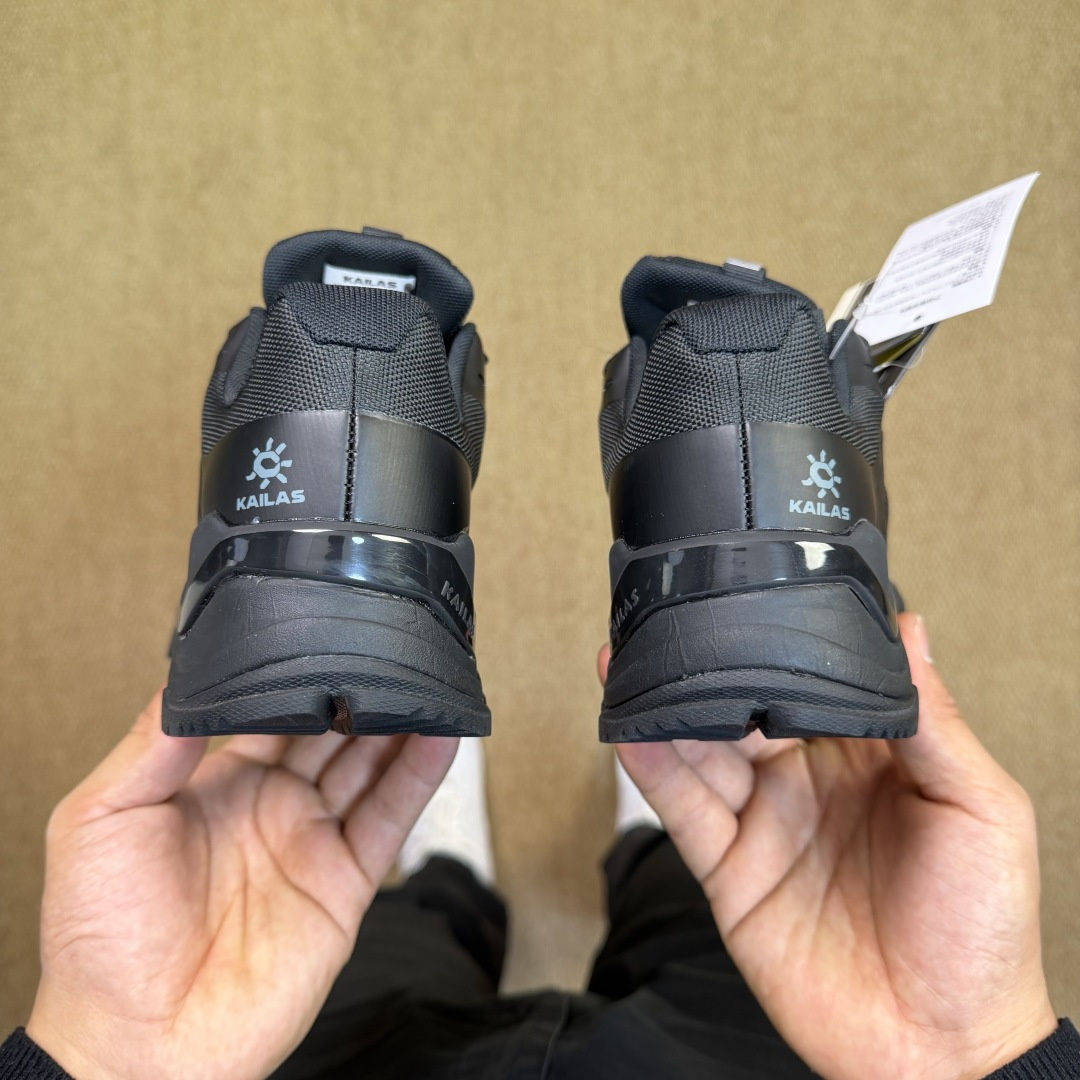 KAILAS 凯乐石 界山系列 越野跑鞋 裸鞋圈硬通货！平台充正批次！零售首选！第2色：墨黑（17032