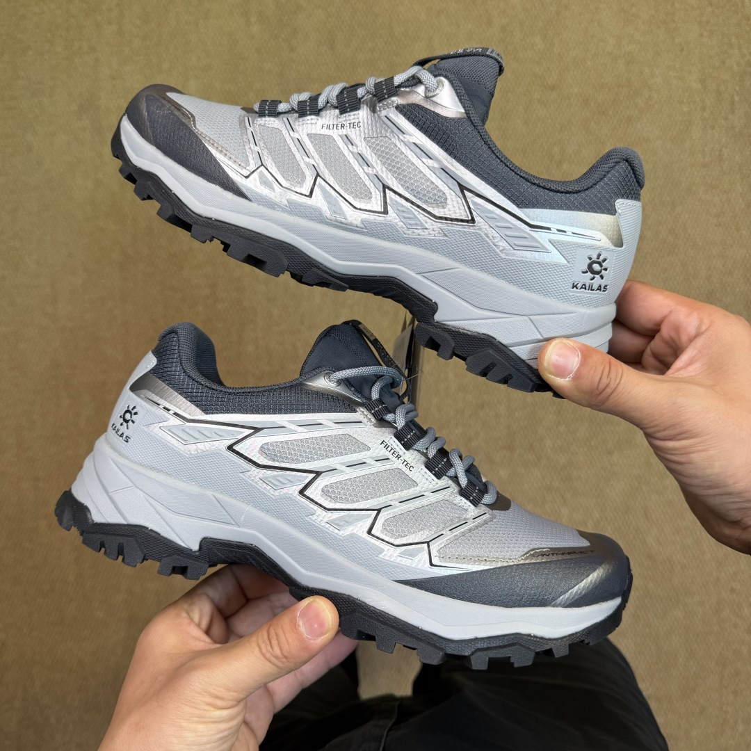 KAILAS 凯乐石 远征5-FLT系列 越野跑鞋 裸鞋圈硬通货！平台充正批次！零售首选！第1色：金属银
