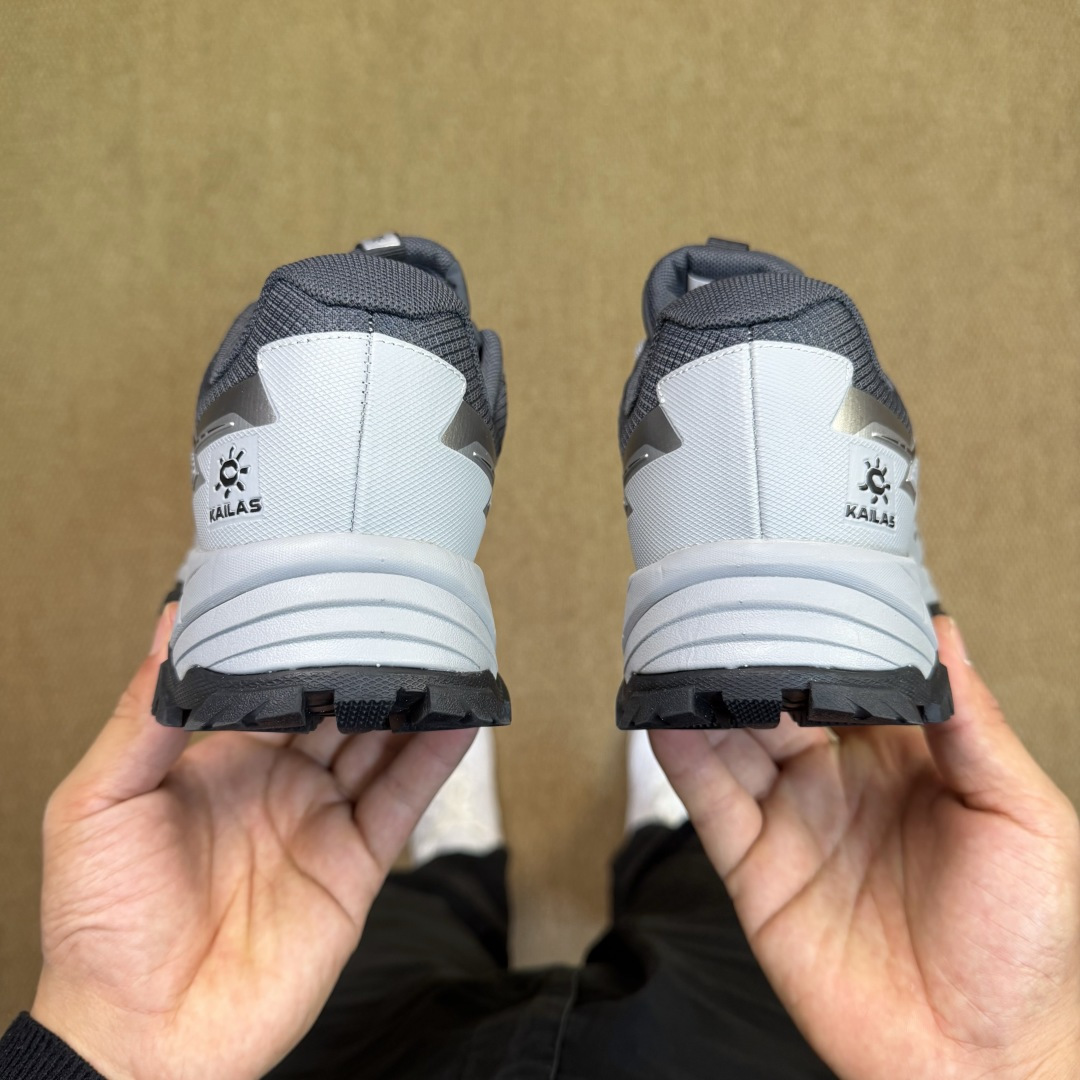 KAILAS 凯乐石 远征5-FLT系列 越野跑鞋 裸鞋圈硬通货！平台充正批次！零售首选！第1色：金属银