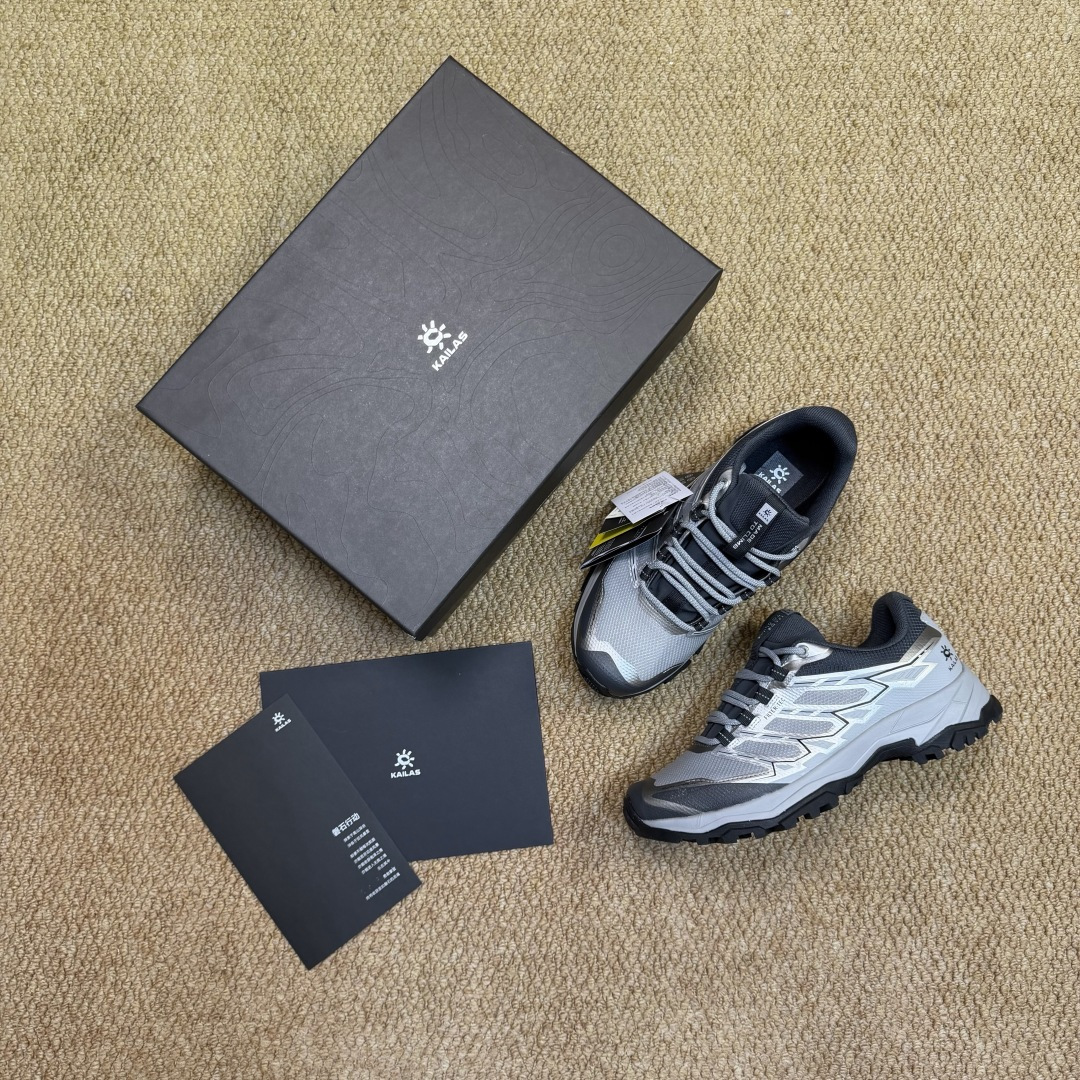 KAILAS 凯乐石 远征5-FLT系列 越野跑鞋 裸鞋圈硬通货！平台充正批次！零售首选！第1色：金属银