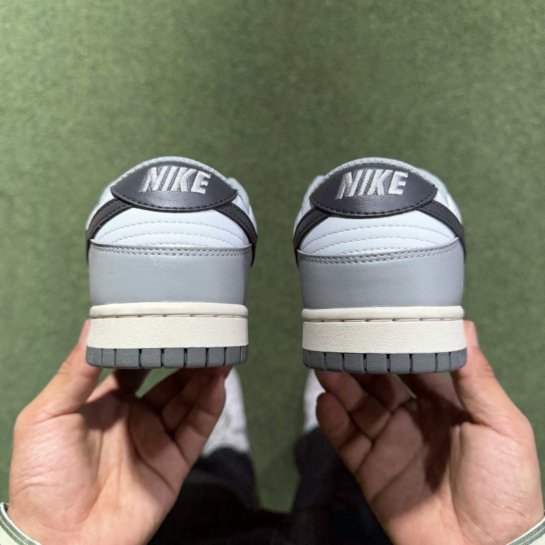 MiniCost Shoe 4