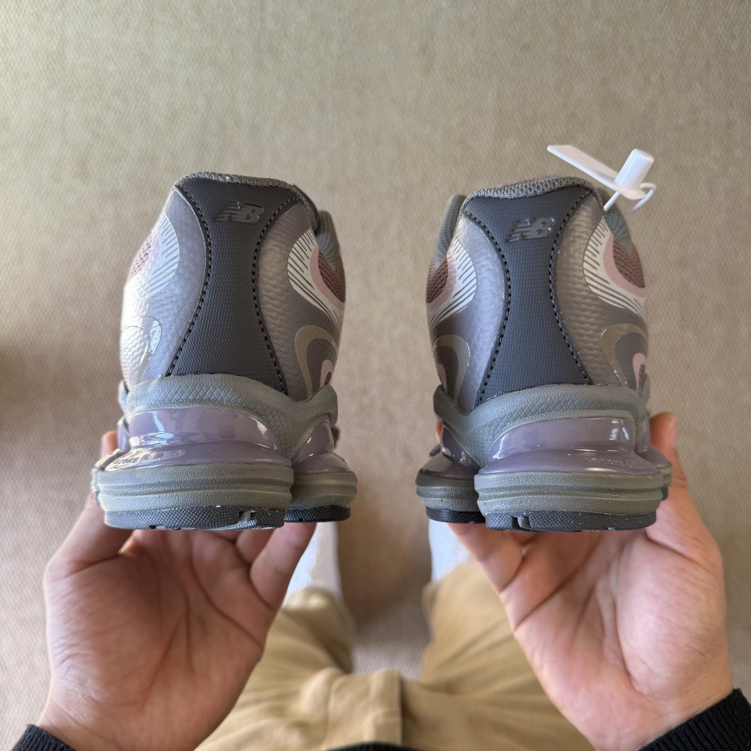 C版新百伦系列！nb2000第22色：暗红色无敌质感！最强版本36-46.5出货，行业标杆之作！货号：U