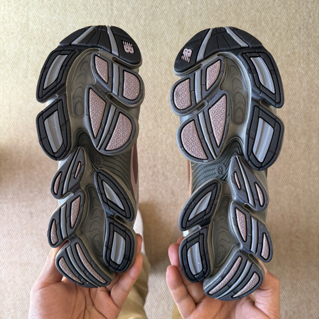 C版新百伦系列！nb2000第22色：暗红色无敌质感！最强版本36-46.5出货，行业标杆之作！货号：U