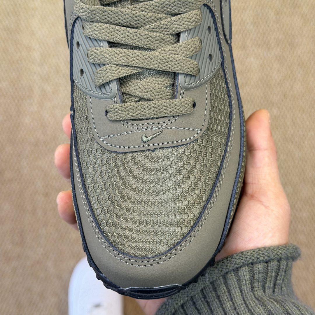 Nike Air Max 90 低帮气垫跑鞋货号：HQ3828-200尺码：35 36 36.5 37.