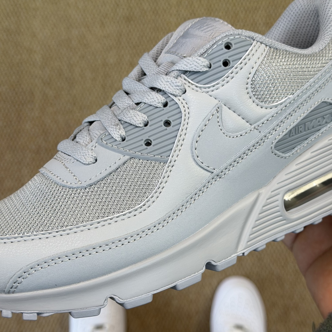 Nike Air Max 90 低帮气垫跑鞋货号：CN8490-001尺码：35 36 36.5 37.