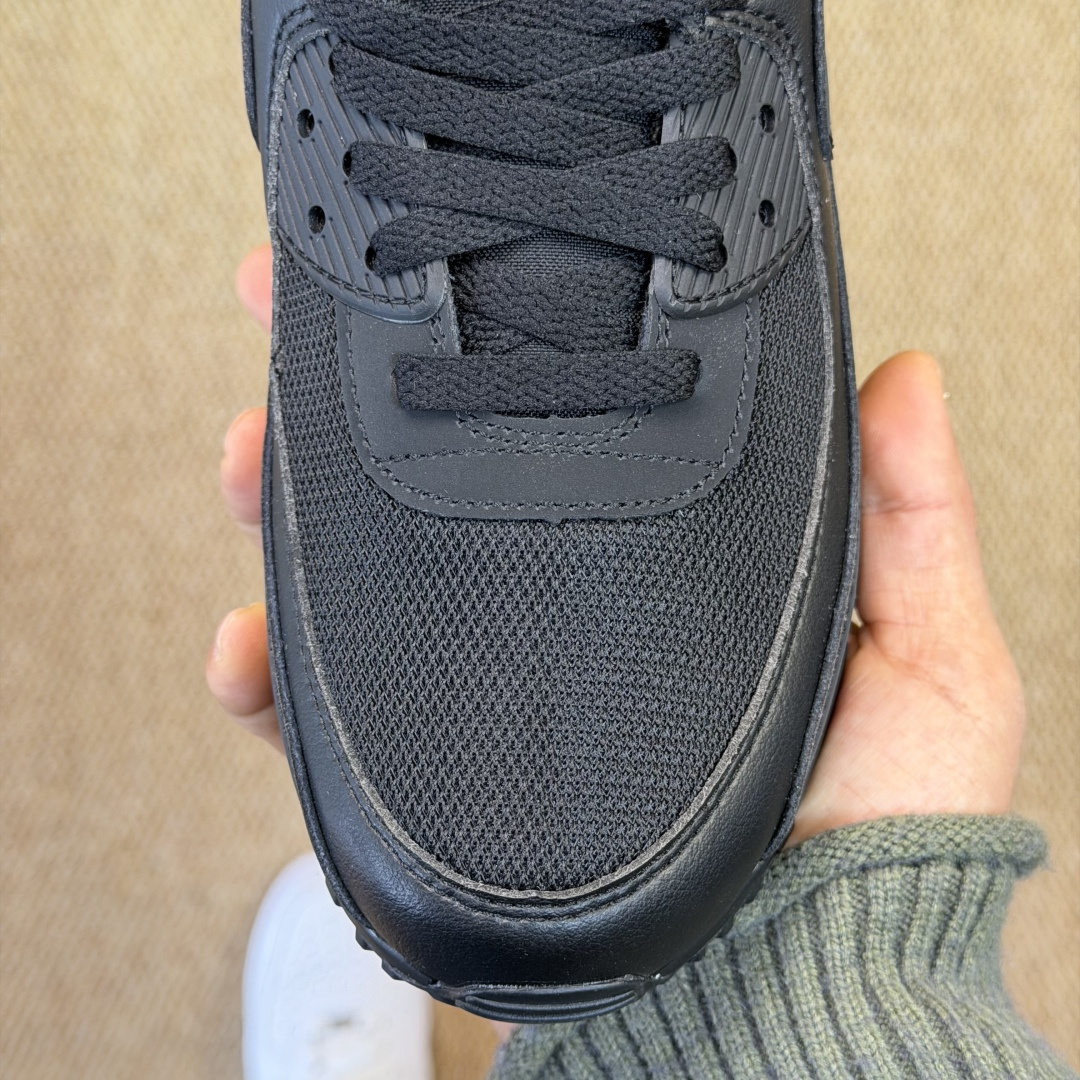 Nike Air Max 90 低帮气垫跑鞋货号：CN8490-003尺码：35 36 36.5 37.