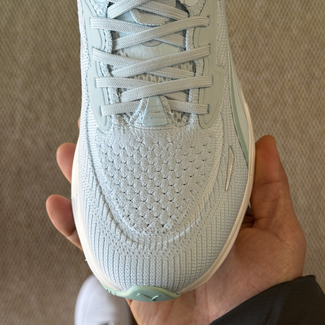 PUMA彪马 Magnify Nitro 3 跑鞋第3色:白绿货号：-04尺码：36-45带半码