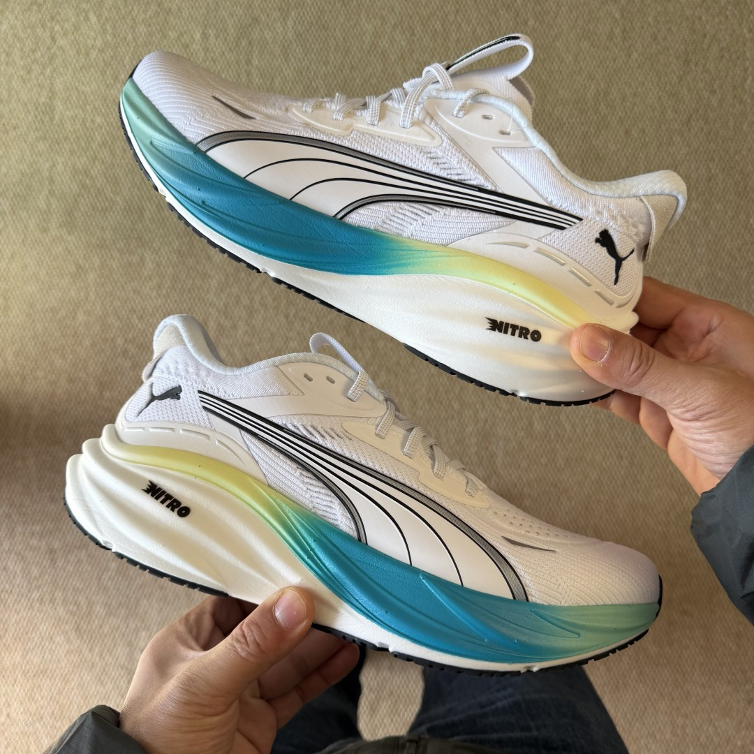 PUMA彪马 Magnify Nitro 3 跑鞋第4色:白黑蓝货号：-04尺码：36-45带半码