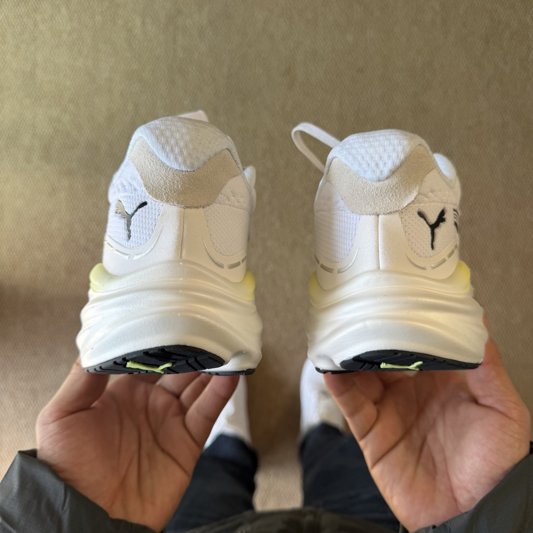 PUMA彪马 Magnify Nitro 3 跑鞋第4色:白黑蓝货号：-04尺码：36-45带半码