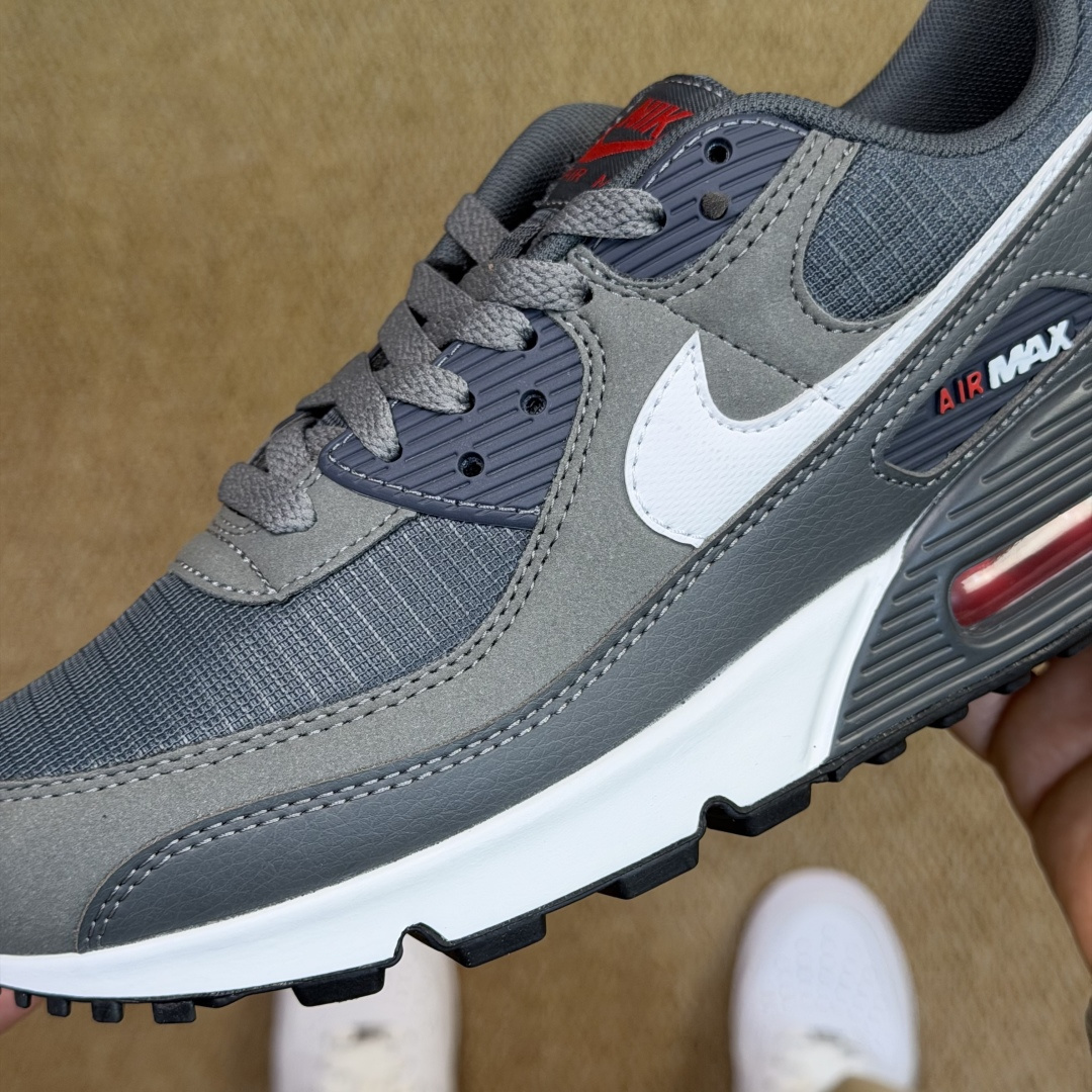 Nike Air Max 90 低帮气垫跑鞋第8色:黑灰 货号：DR0145-003尺码：35 36 3