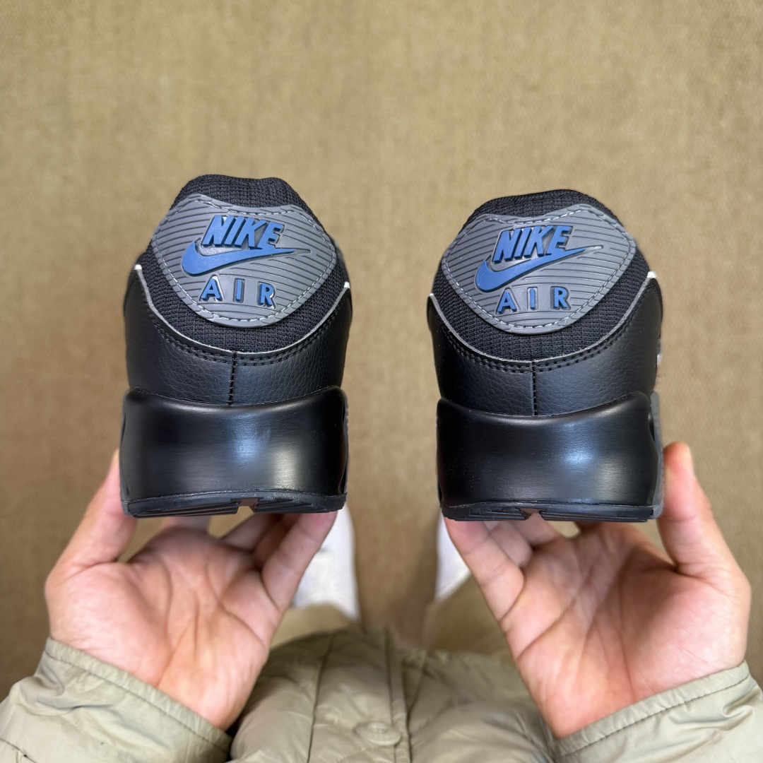 Nike Air Max 90 低帮气垫跑鞋第9色:黑武士 货号：DR0145-002尺码：35 36 