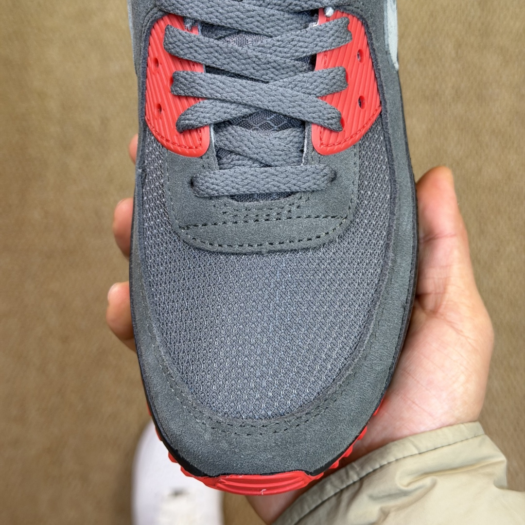 Nike Air Max 90 低帮气垫跑鞋第10色:黑灰红 货号：DM0029-007尺码：35 36