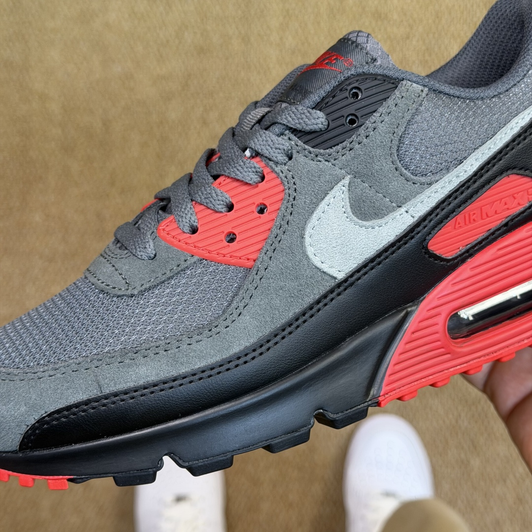 Nike Air Max 90 低帮气垫跑鞋第10色:黑灰红 货号：DM0029-007尺码：35 36
