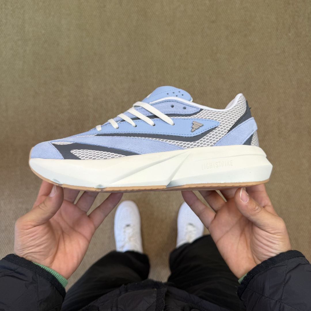 adidas LIGHTBLAZE 休闲鞋 第1色:蓝灰色货号：JQ9970 尺码：36-45带半码