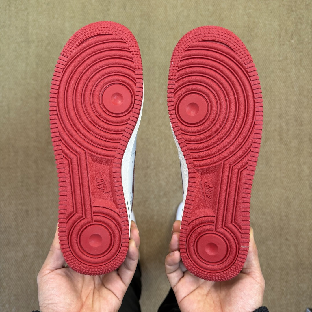 空军！第610色：马年限定-灰红Nike Air Force 1 Low百分百原鞋开发！PT市场真正匠心